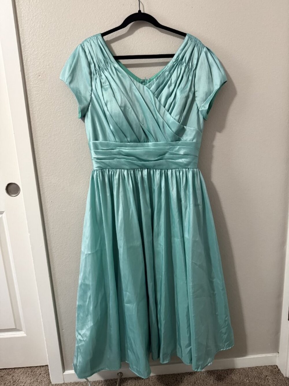 Beautifully Modest Dress Womens 16 Aqua Formal Occasion Pleated Empire Waist Sat